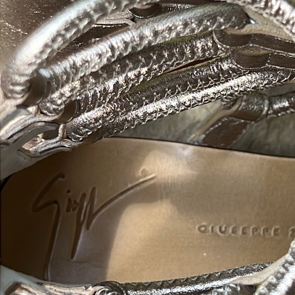 Giuseppe Zanotti Roll 10 Gladiator Sandals - Picture 9 of 16